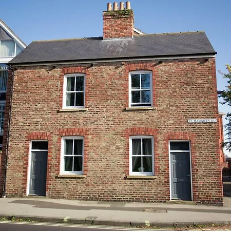 18 St Maurice's Road Apartment York